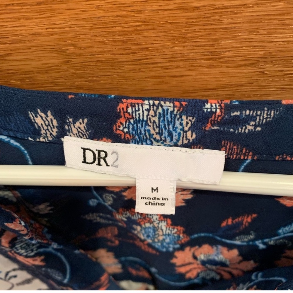 DR2 Floral Top - Medium - Picture 3 of 5
